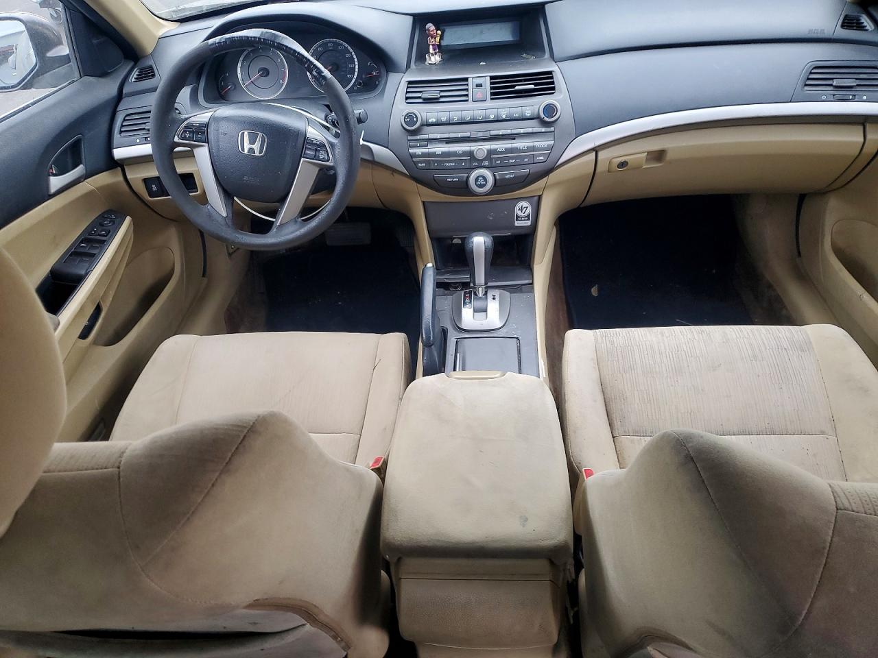 2012 HONDA ACCORD LX photo 22