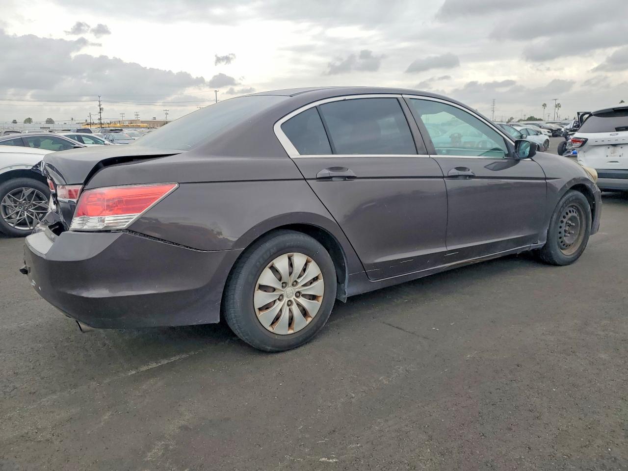 2012 HONDA ACCORD LX photo 7