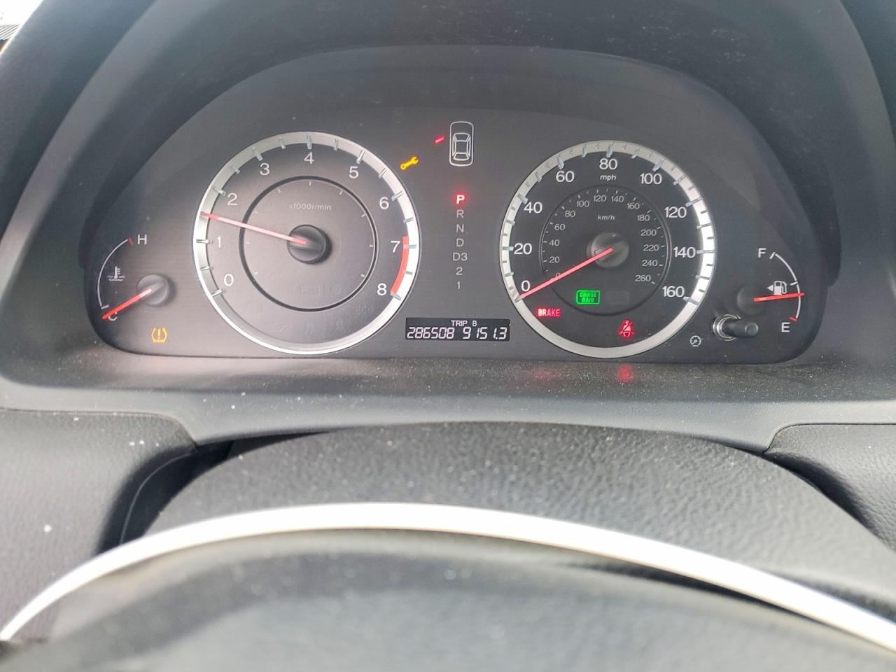 2012 HONDA ACCORD LX photo 25