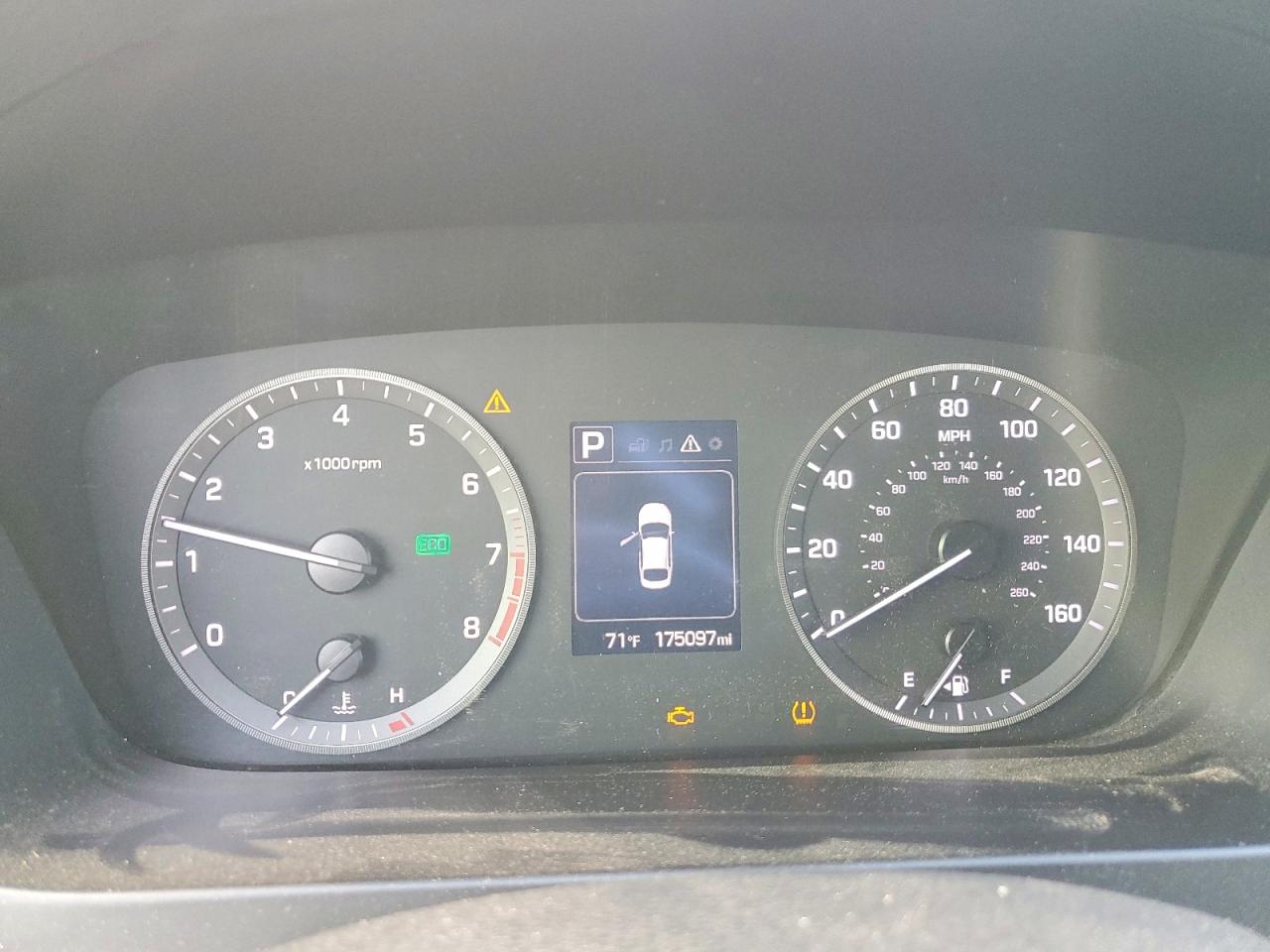 2015 HYUNDAI SONATA SE photo 25