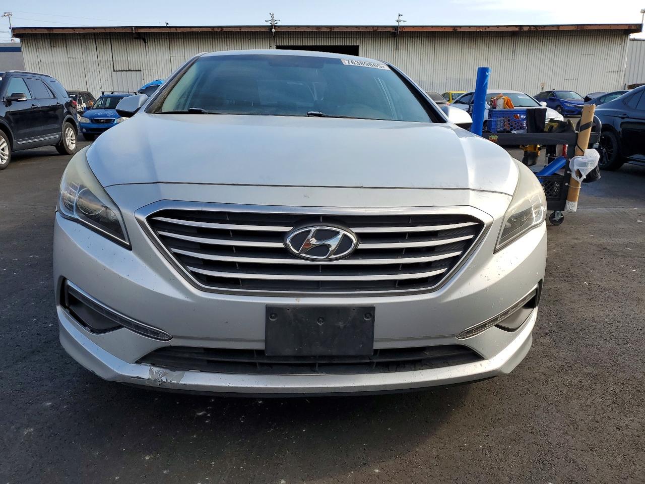 2015 HYUNDAI SONATA SE photo 13