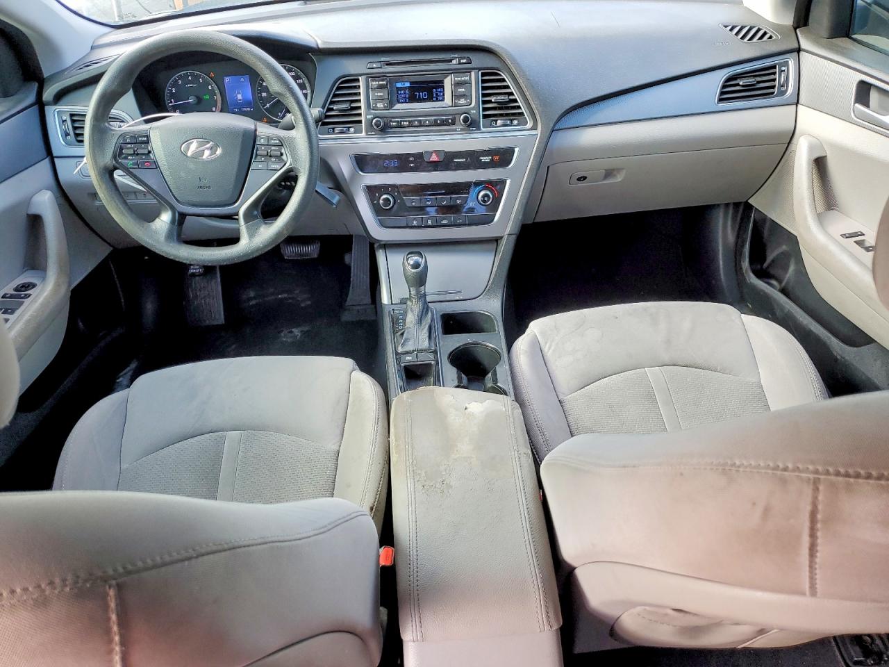 2015 HYUNDAI SONATA SE photo 22
