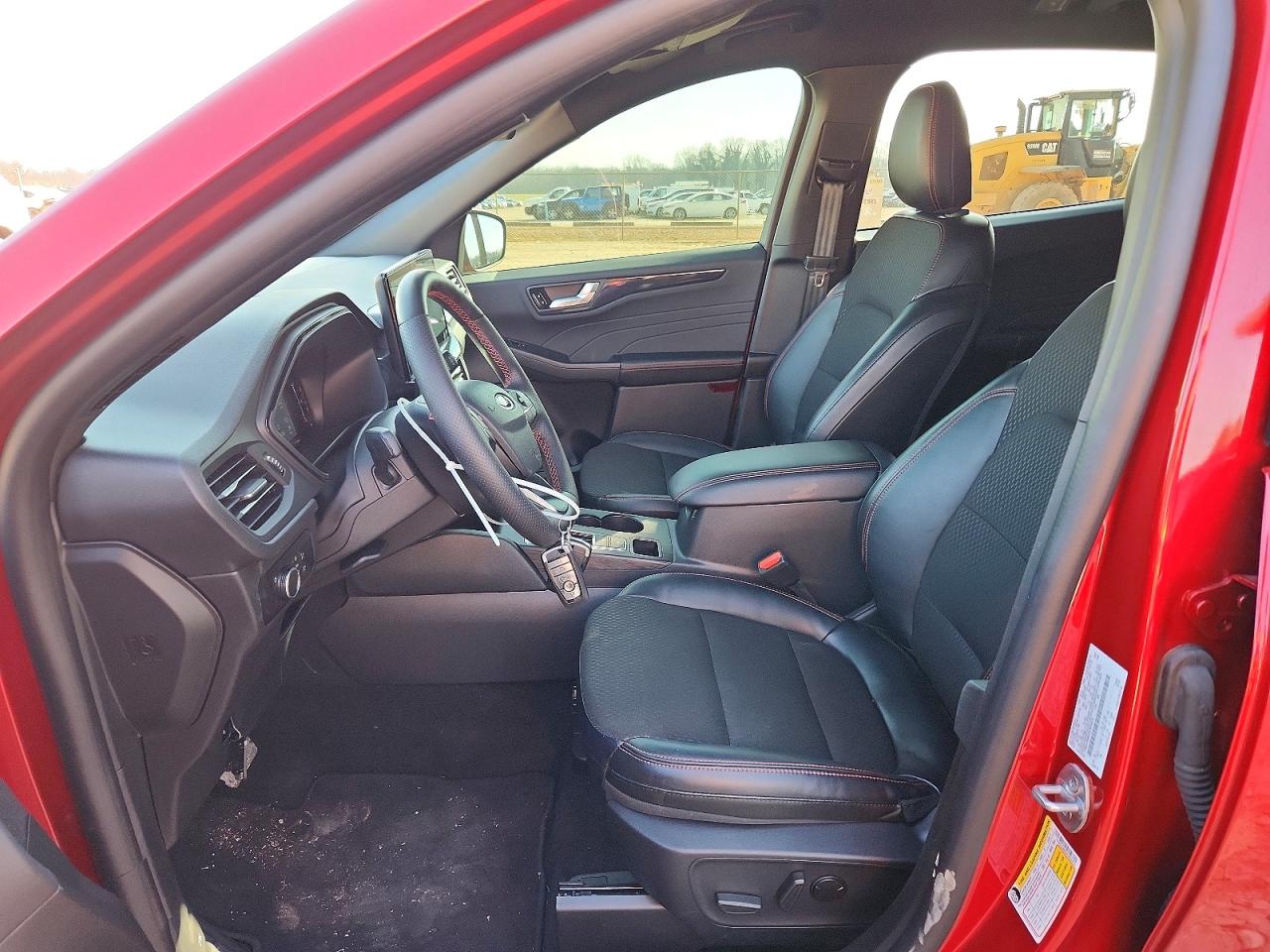 2025 FORD ESCAPE ST LINE photo 19