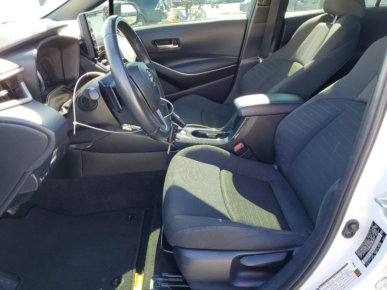 2022 TOYOTA COROLLA SE photo 13