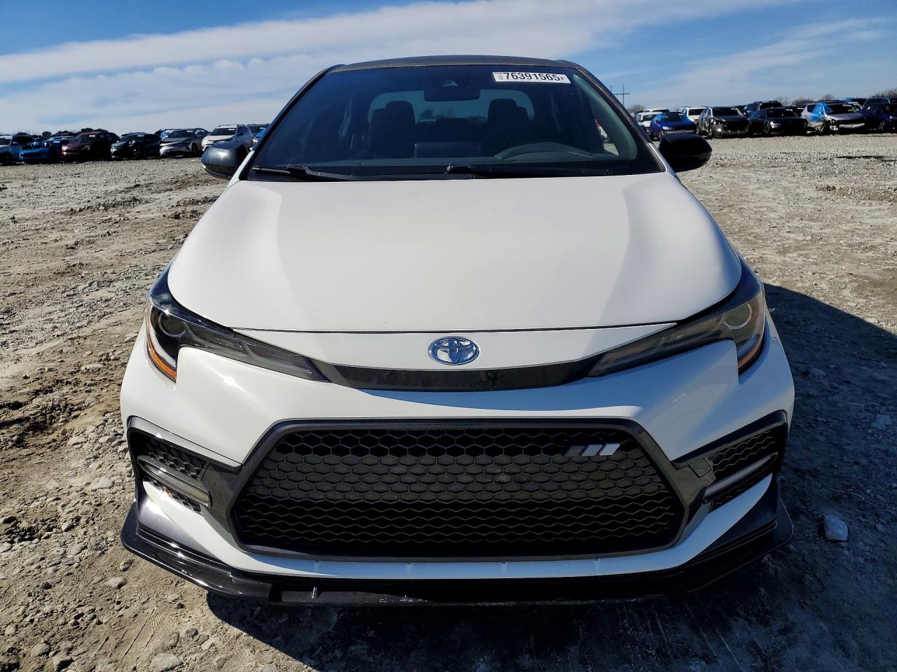 2022 TOYOTA COROLLA SE photo 9