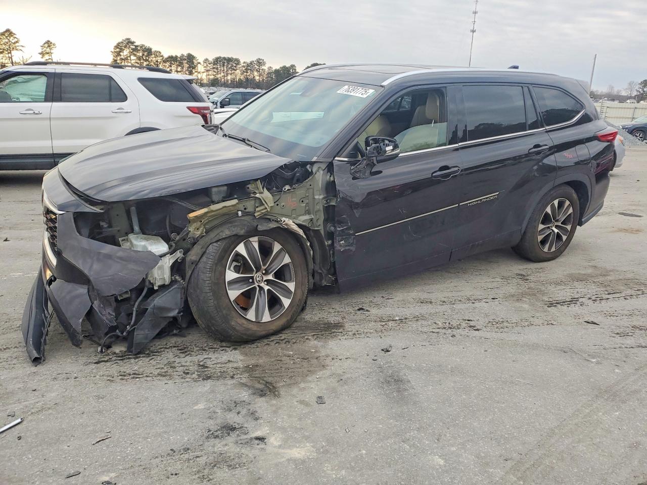 2021 TOYOTA HIGHLANDER