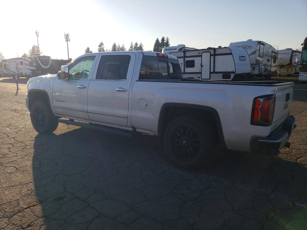2017 GMC SIERRA photo 3