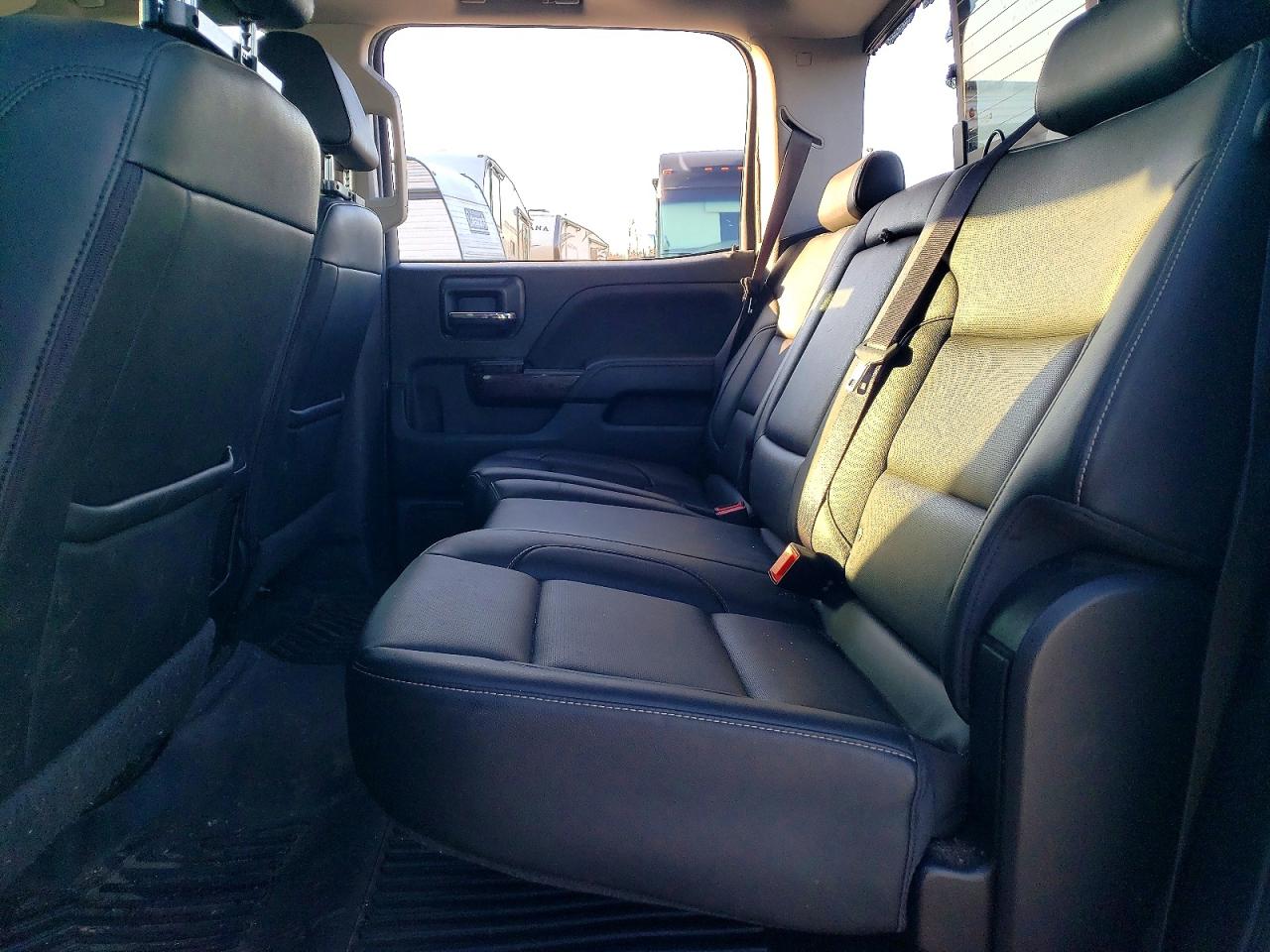 2017 GMC SIERRA photo 19