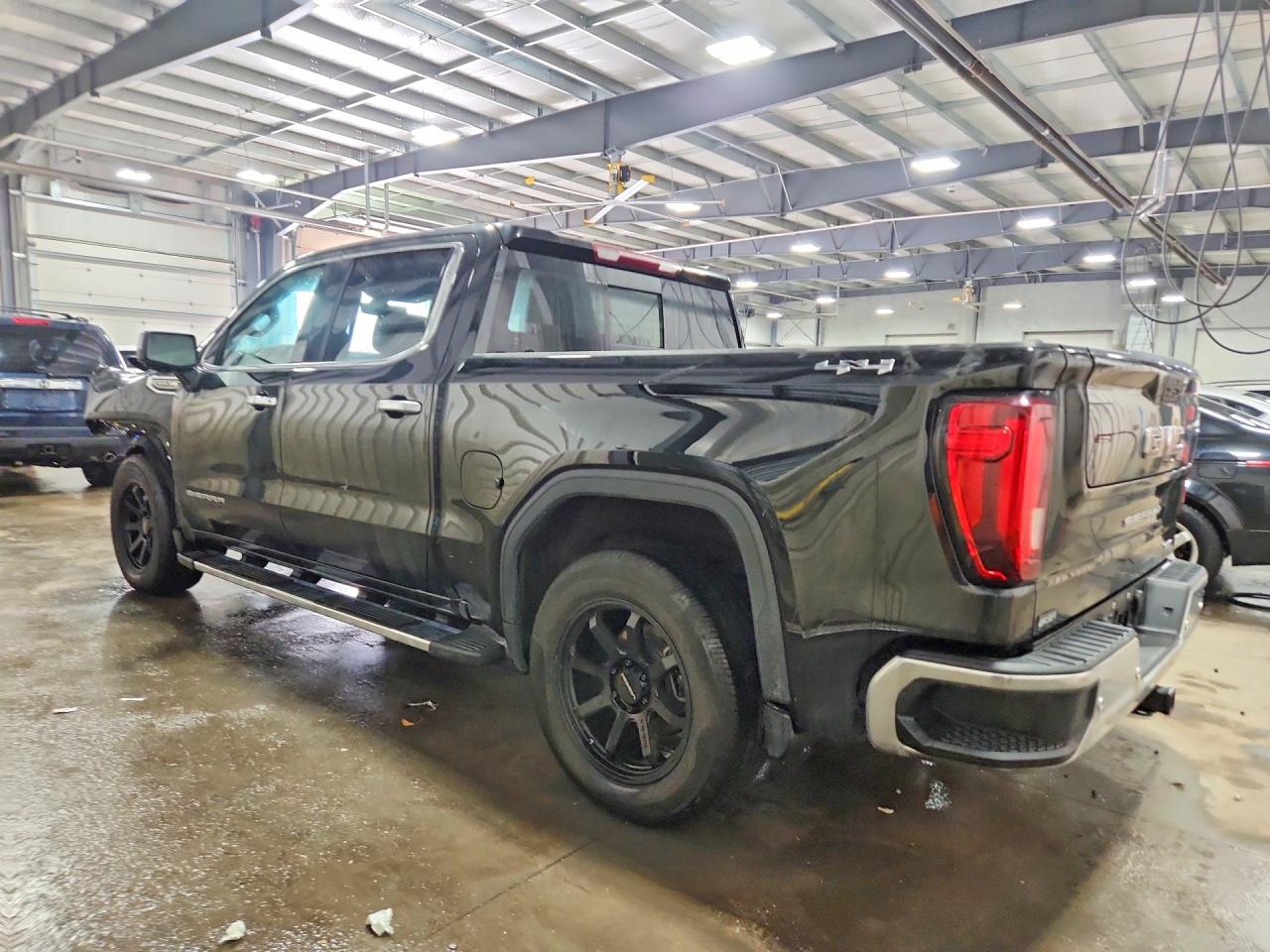 2021 GMC SIERRA K1500 SLT photo 3