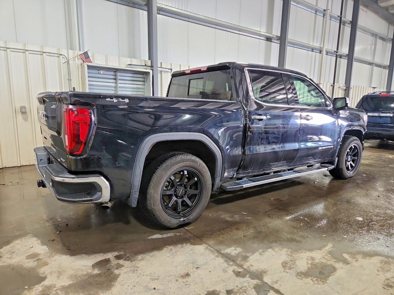 2021 GMC SIERRA K1500 SLT photo 5