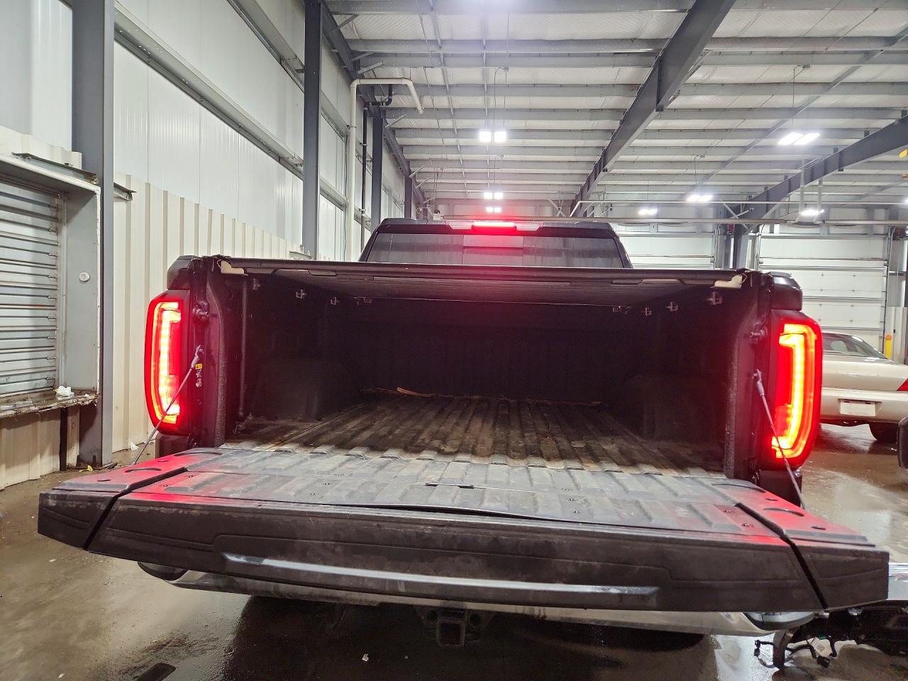 2021 GMC SIERRA K1500 SLT photo 11