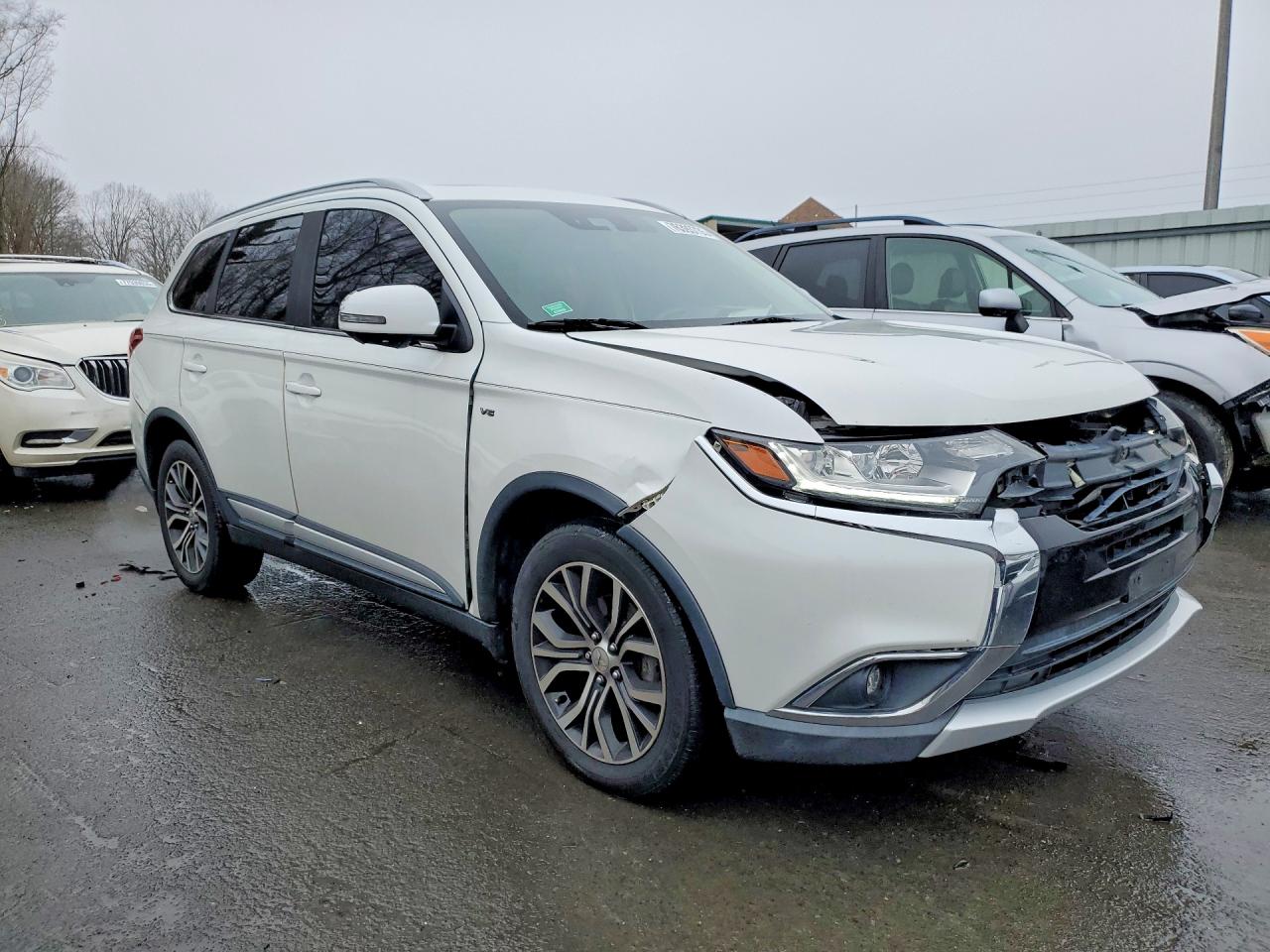 2018 MITSUBISHI OUTLANDER GT photo 10