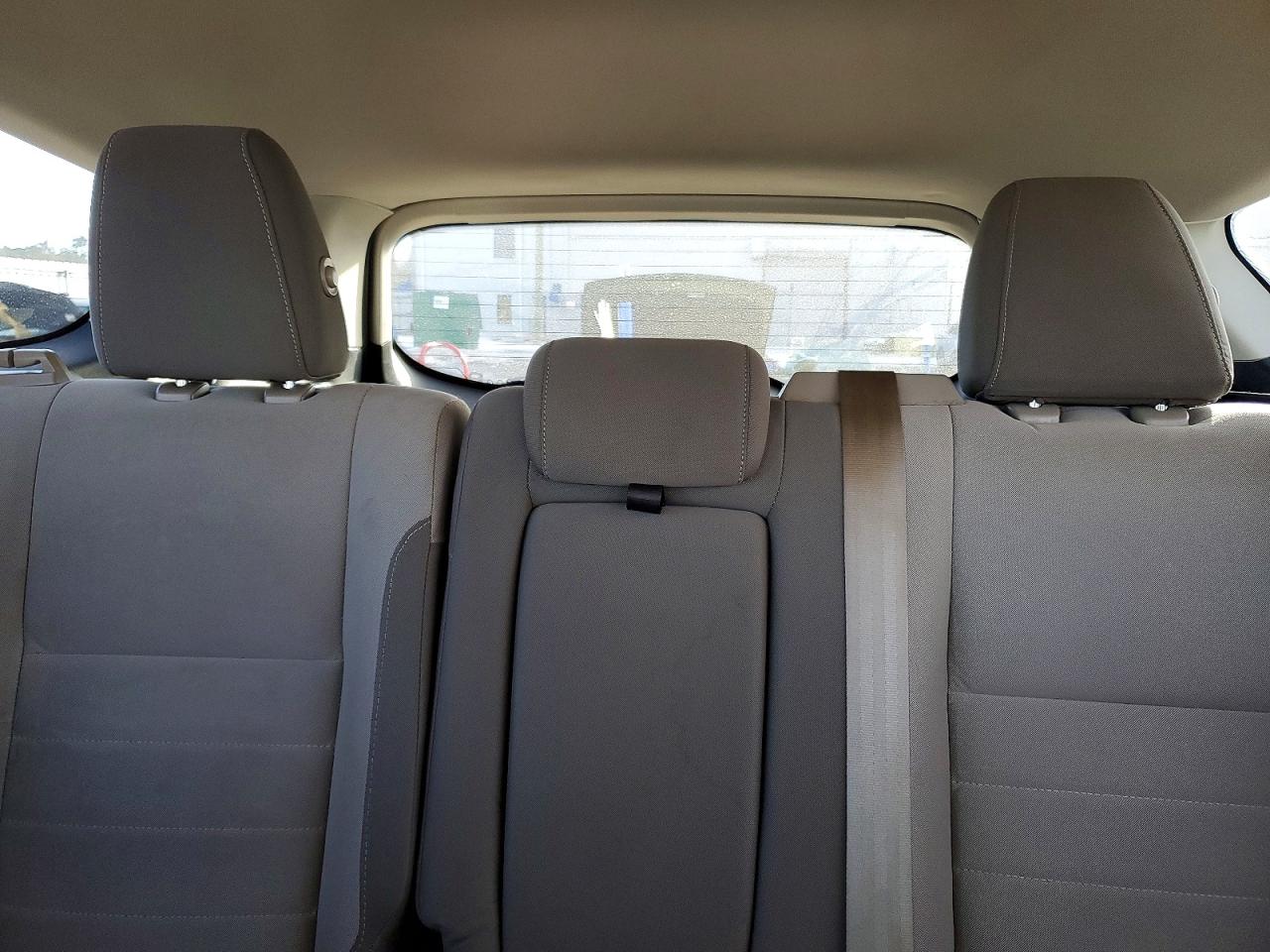 2016 FORD ESCAPE SE photo 19