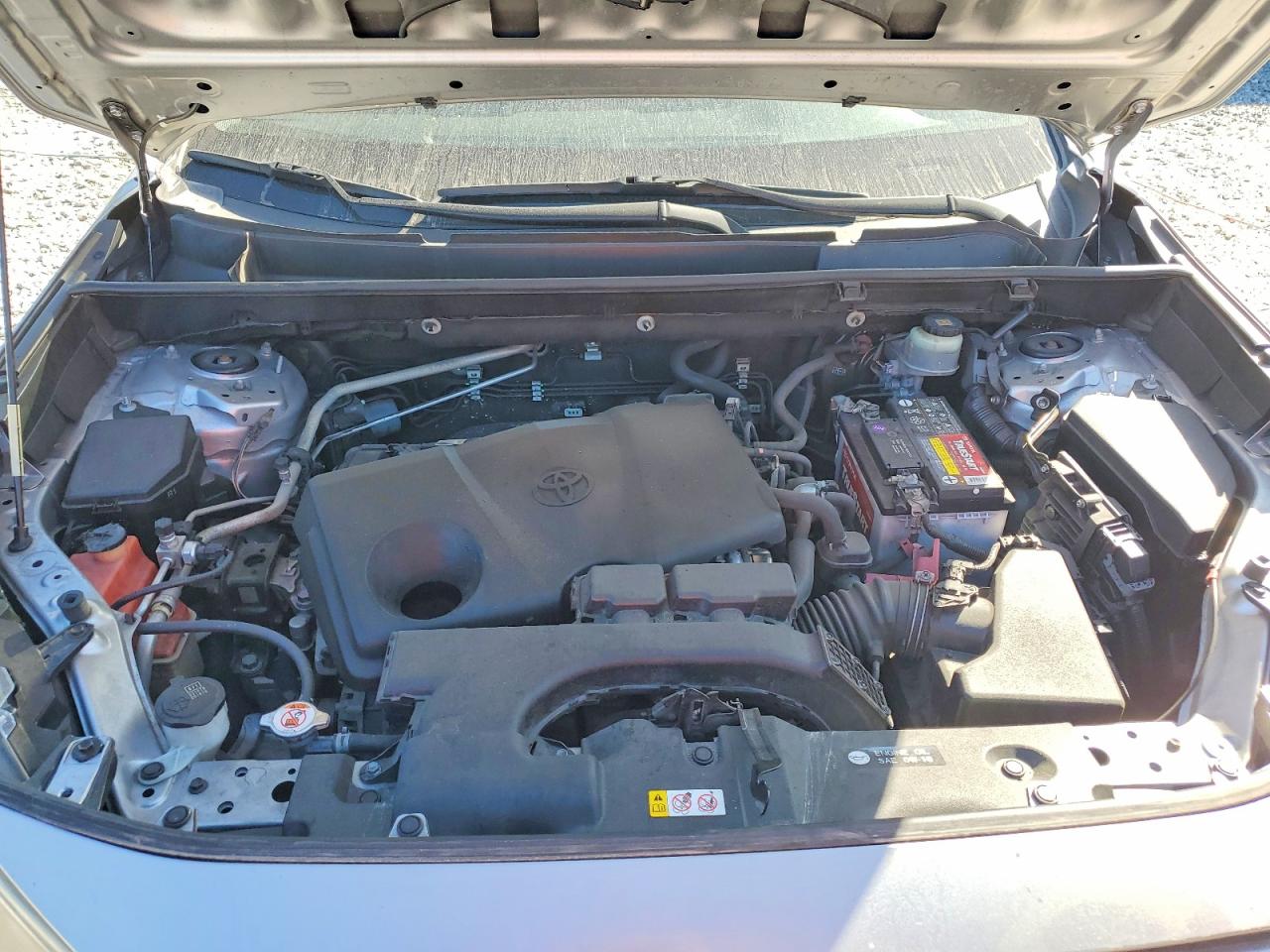 2019 TOYOTA RAV4 XLE photo 34