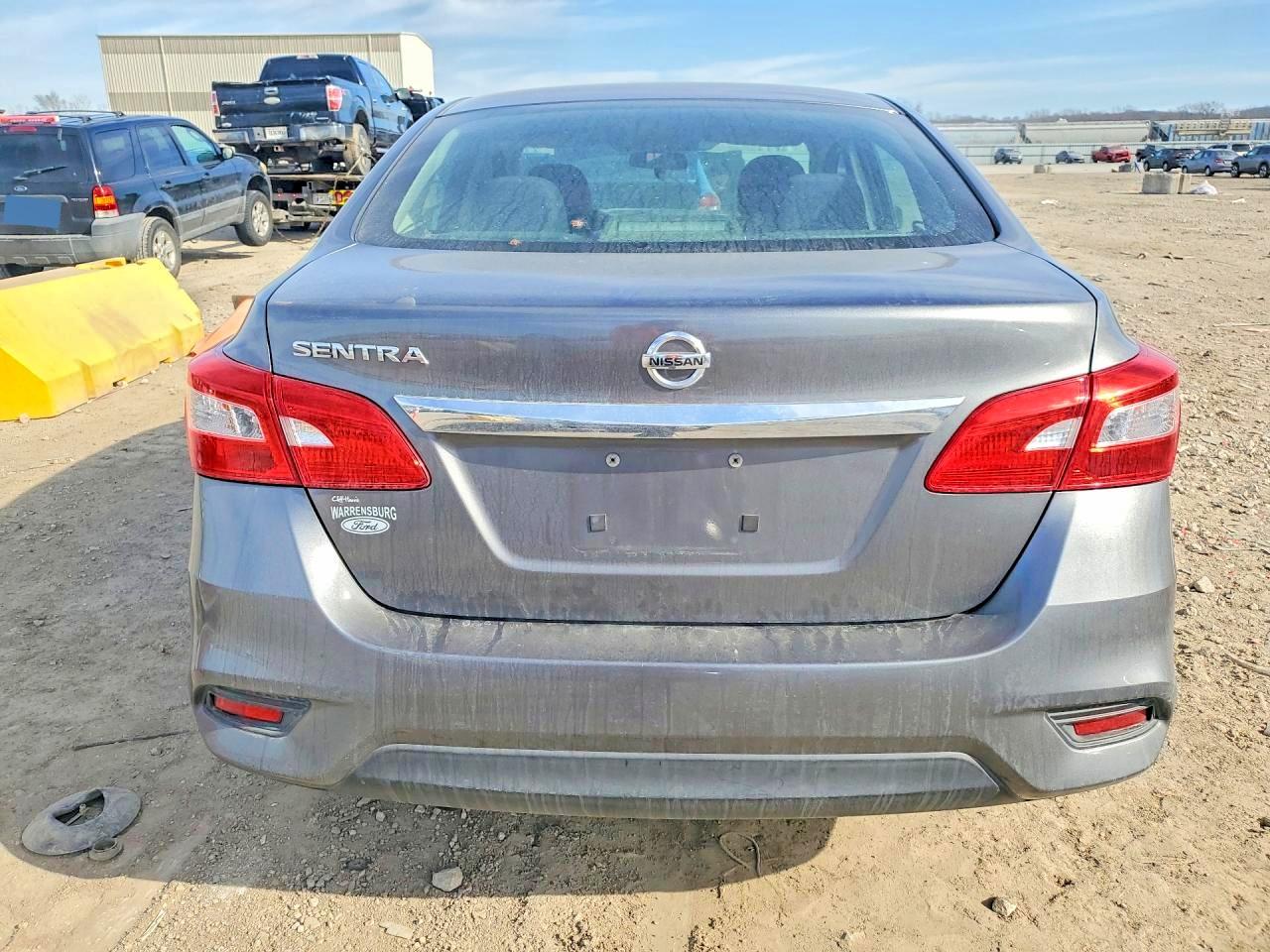 2017 NISSAN SENTRA S photo 6