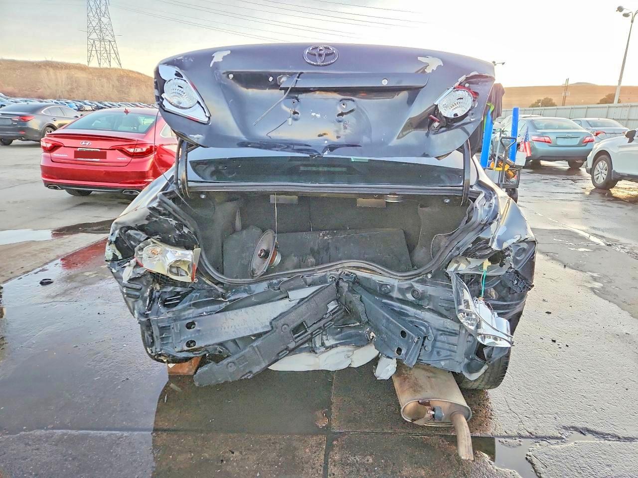 2010 TOYOTA COROLLA LE photo 6