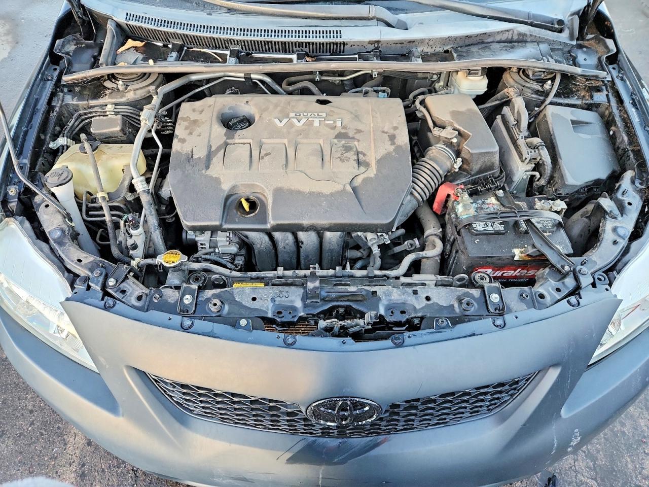 2010 TOYOTA COROLLA LE photo 11
