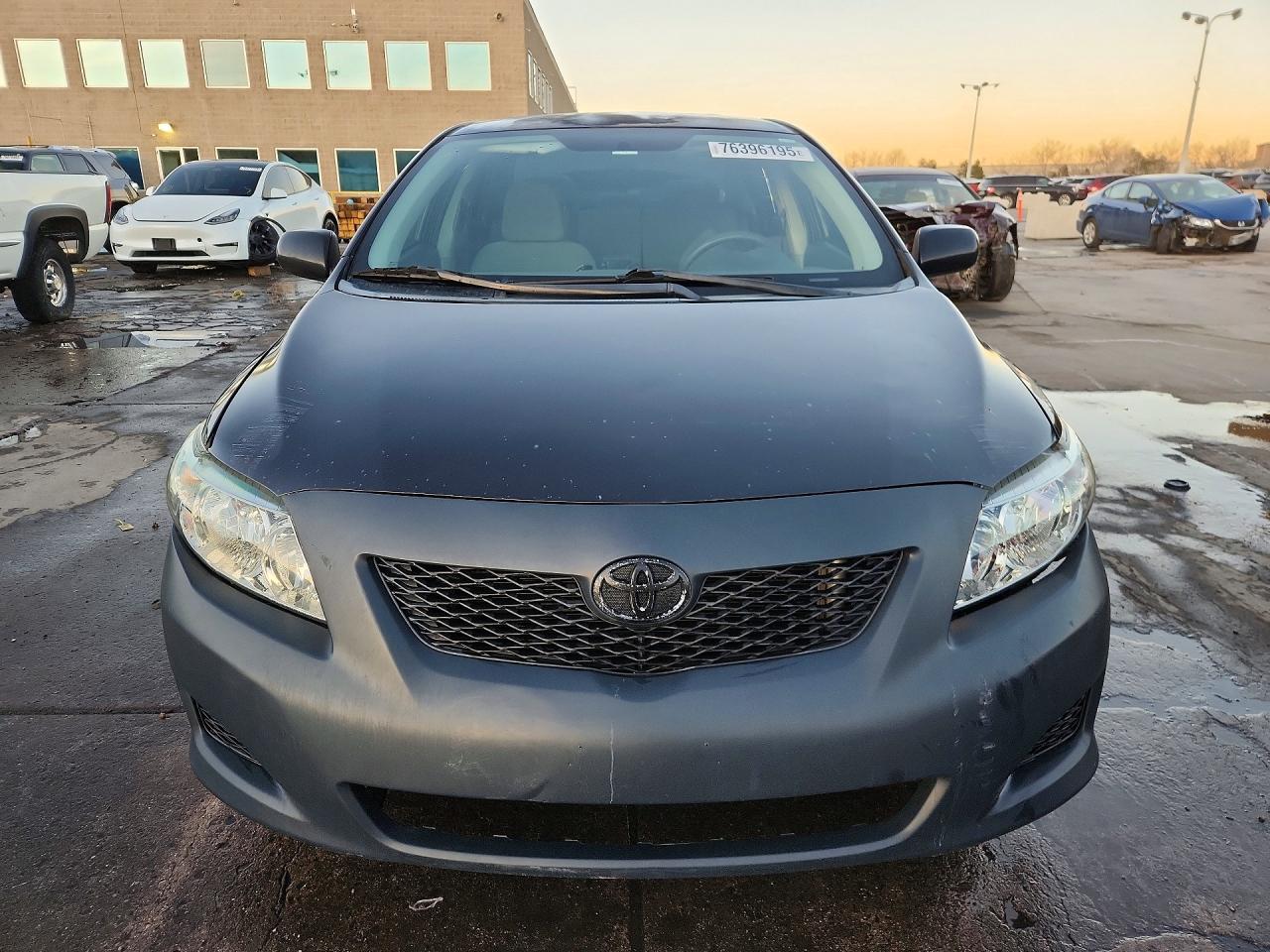 2010 TOYOTA COROLLA LE photo 5