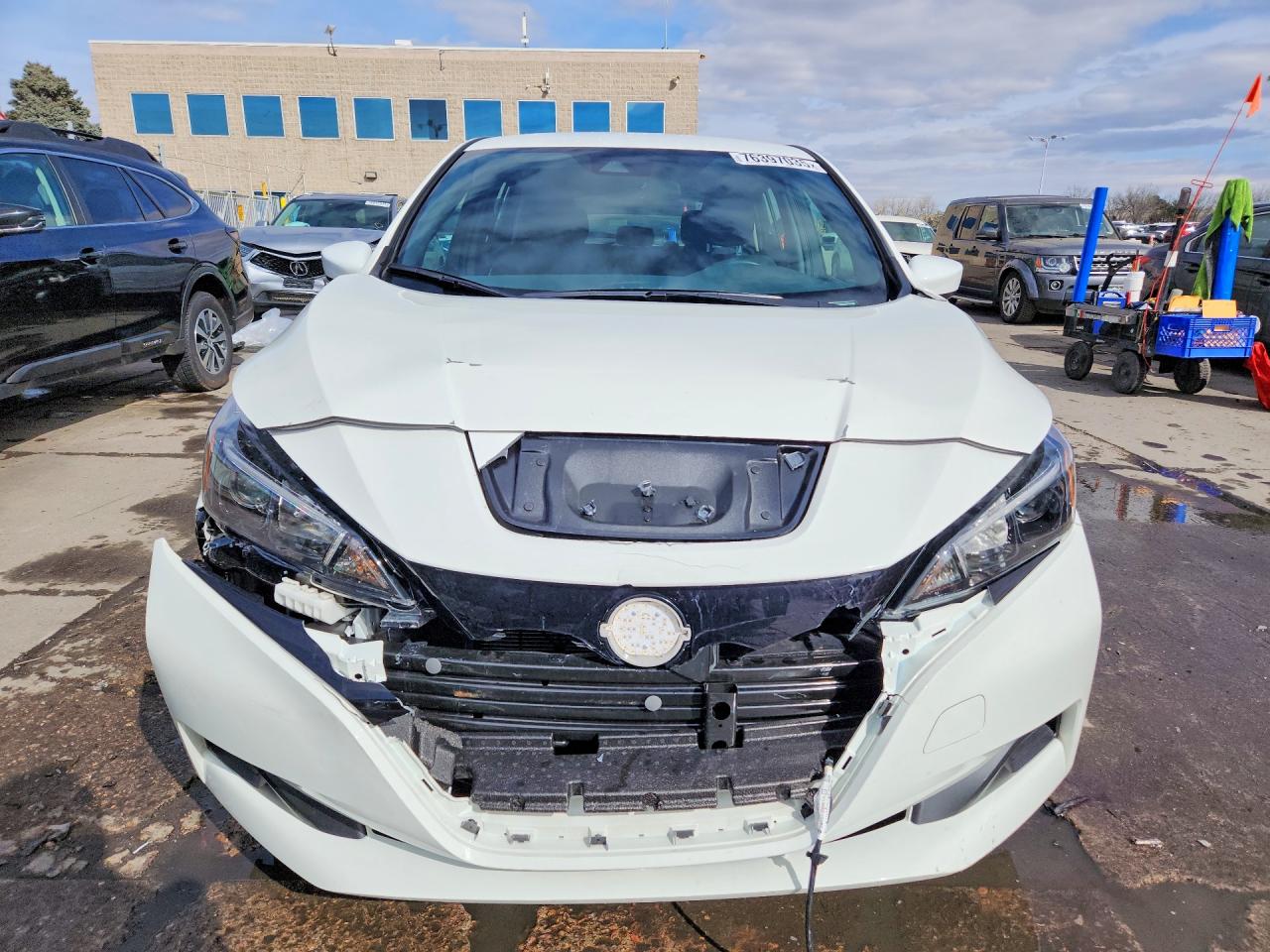 2025 NISSAN LEAF S photo 5