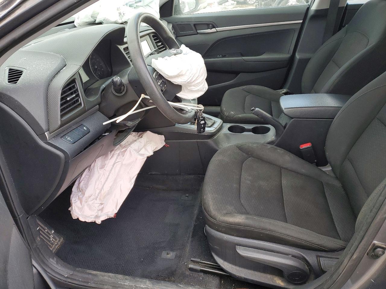 2019 HYUNDAI ELANTRA SE photo 7