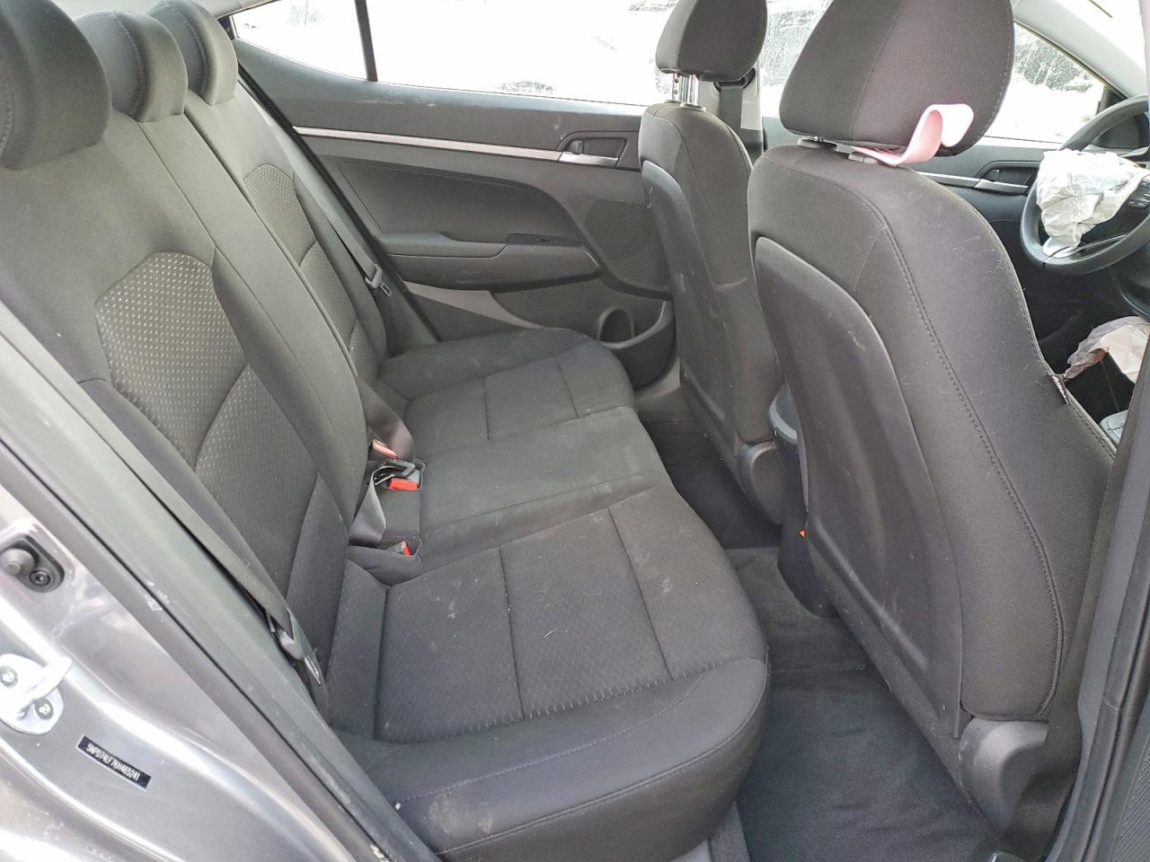 2019 HYUNDAI ELANTRA SE photo 10