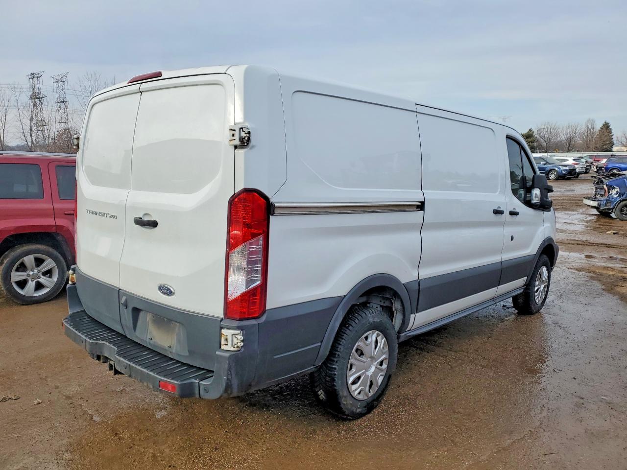 2017 FORD TRANSIT 250 photo 7