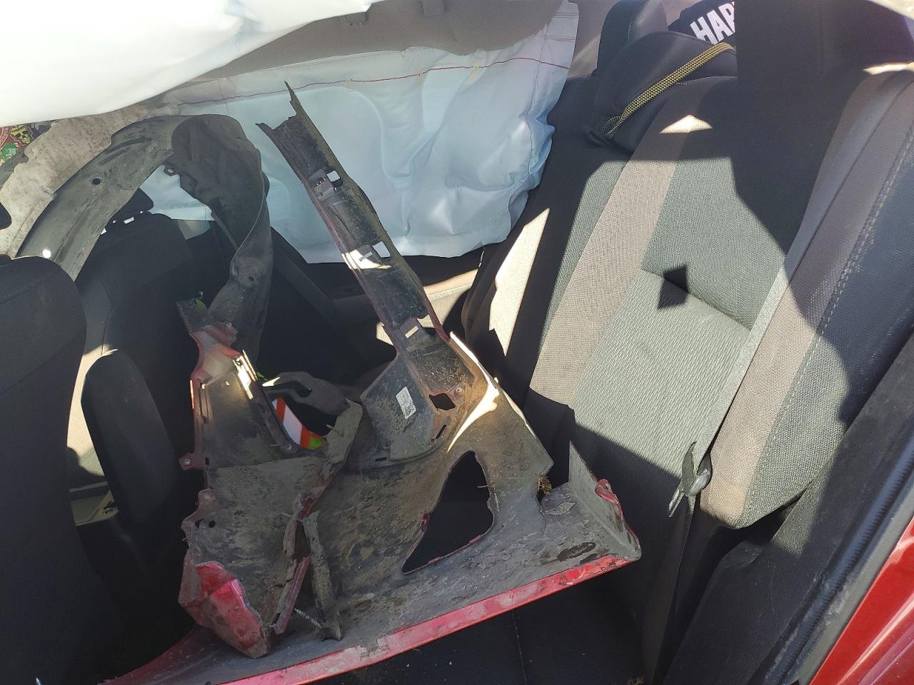 2019 TOYOTA COROLLA L photo 19