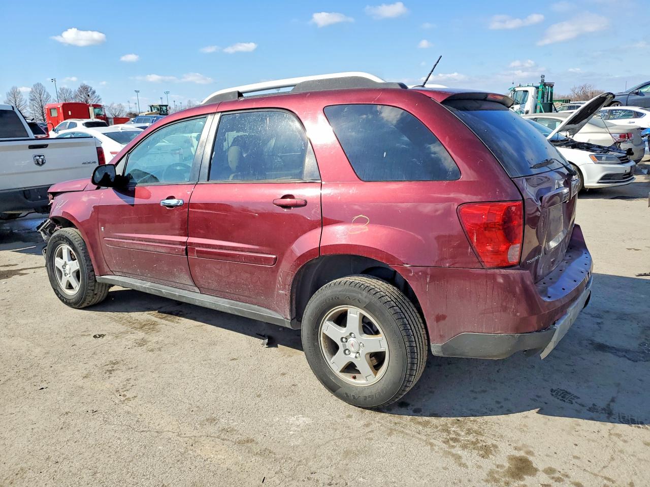 2009 PONTIAC TORRENT photo 2