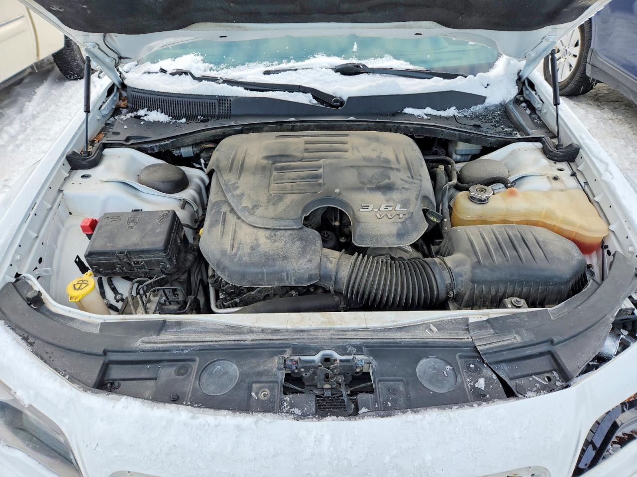 2014 CHRYSLER 300 S photo 21