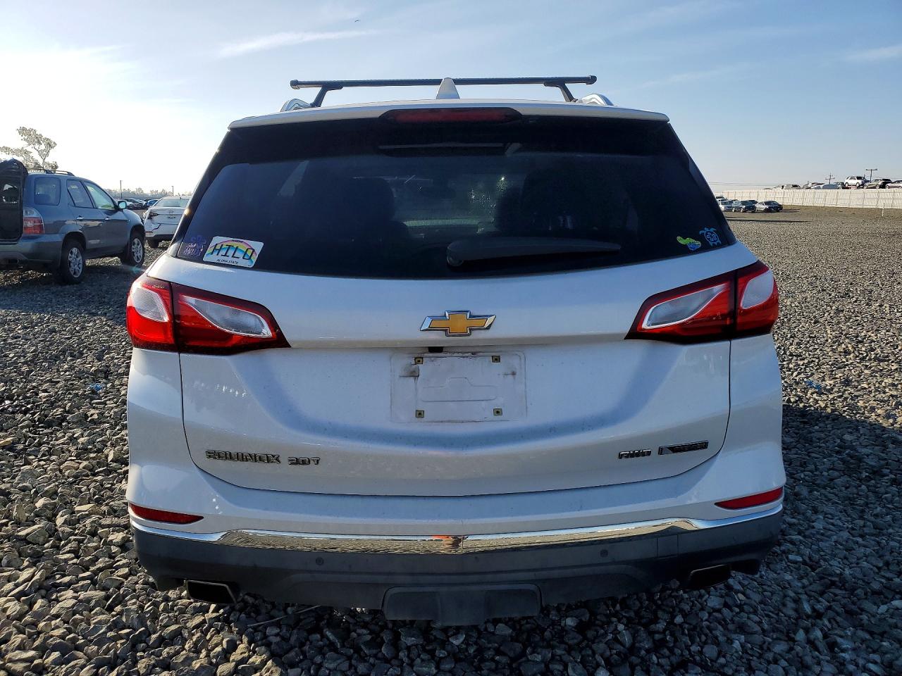 2018 CHEVROLET EQUINOX PREMIER photo 11