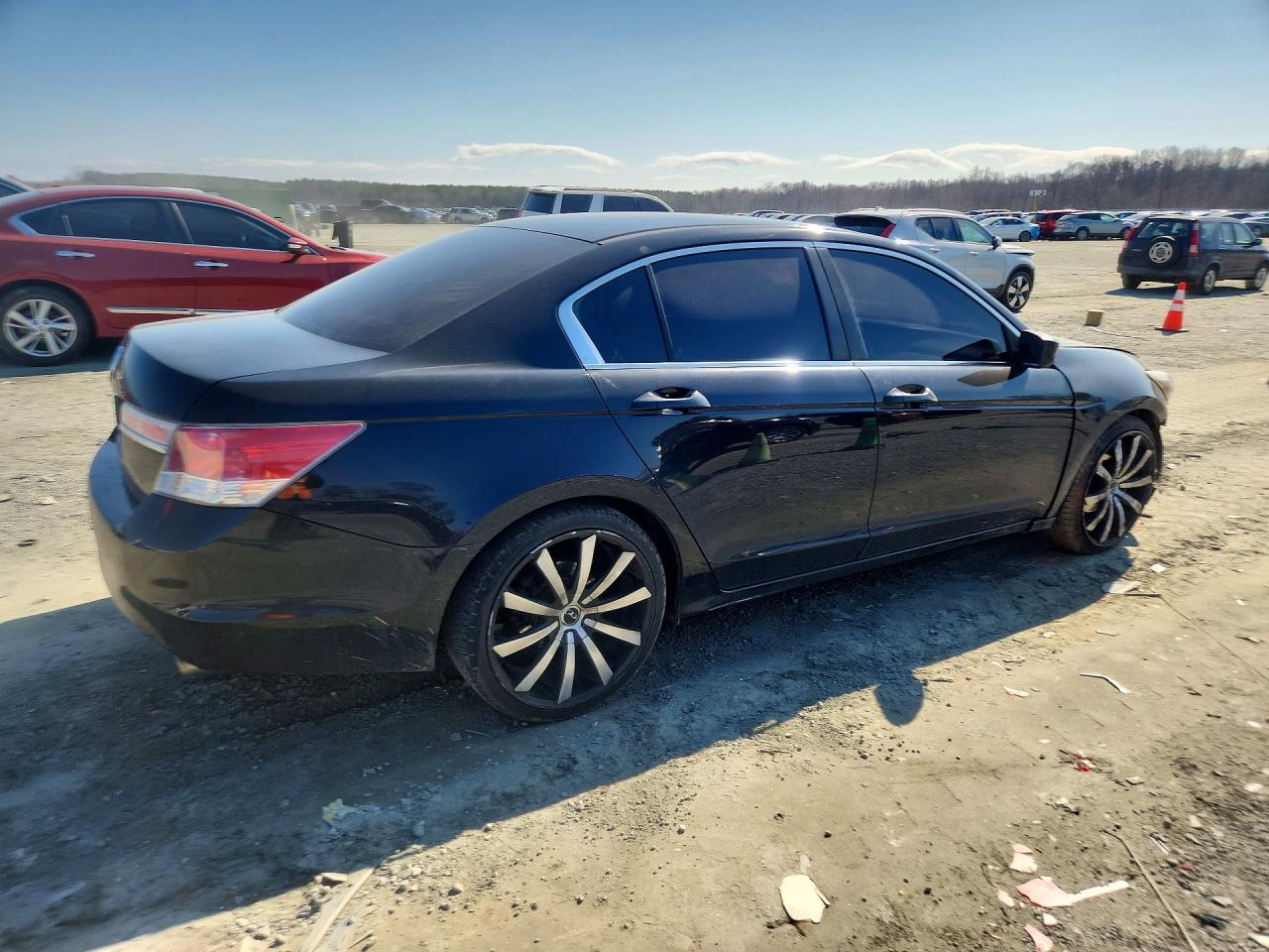 2012 HONDA ACCORD LX photo 3