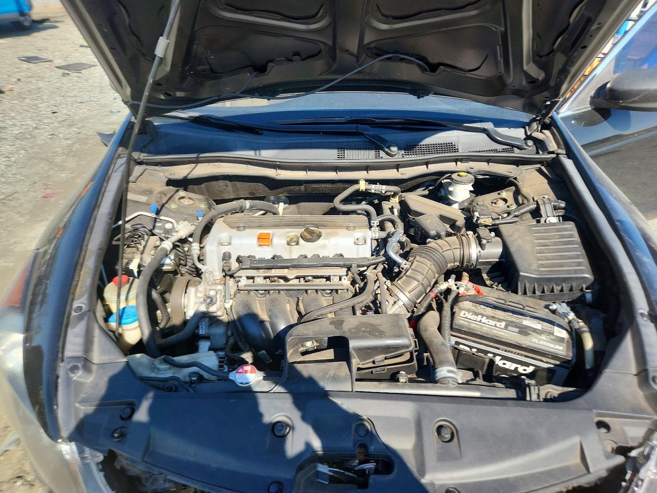 2012 HONDA ACCORD LX photo 11
