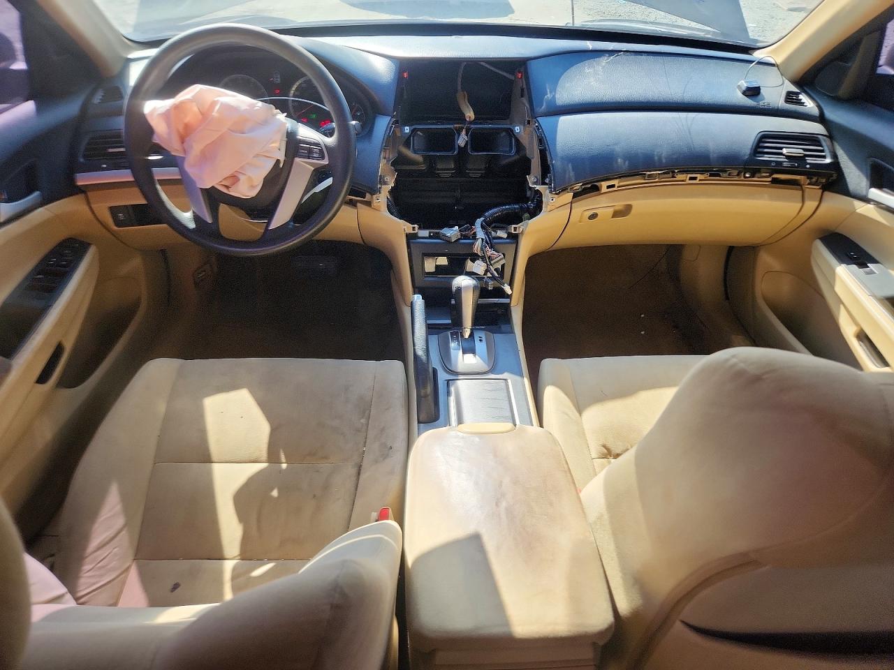 2012 HONDA ACCORD LX photo 8