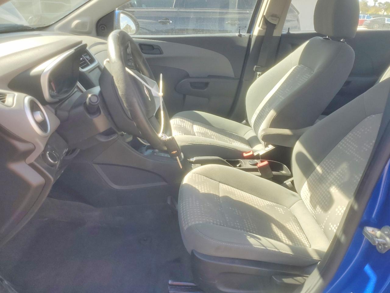 2017 CHEVROLET SONIC LS photo 19