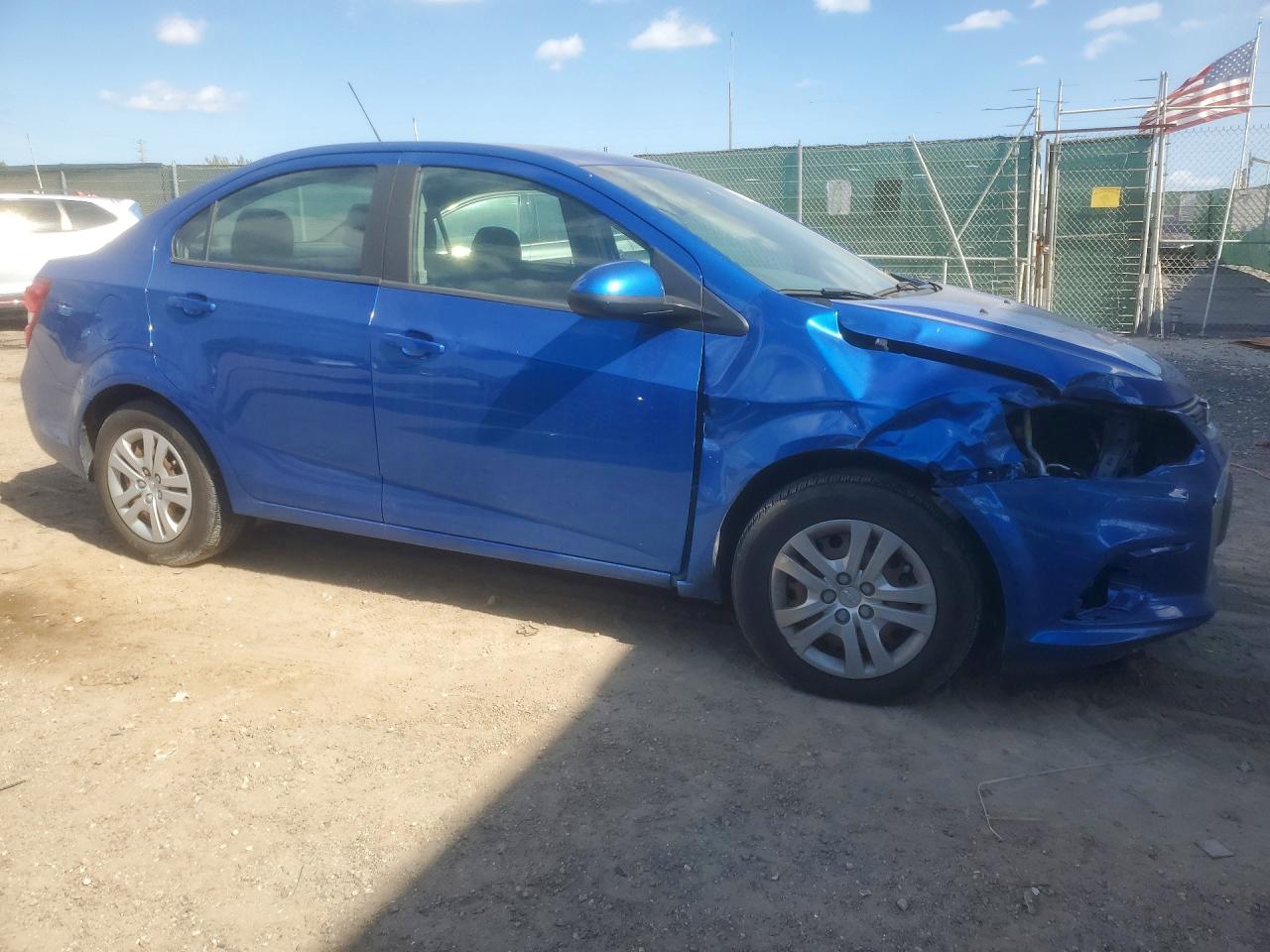 2017 CHEVROLET SONIC LS photo 10