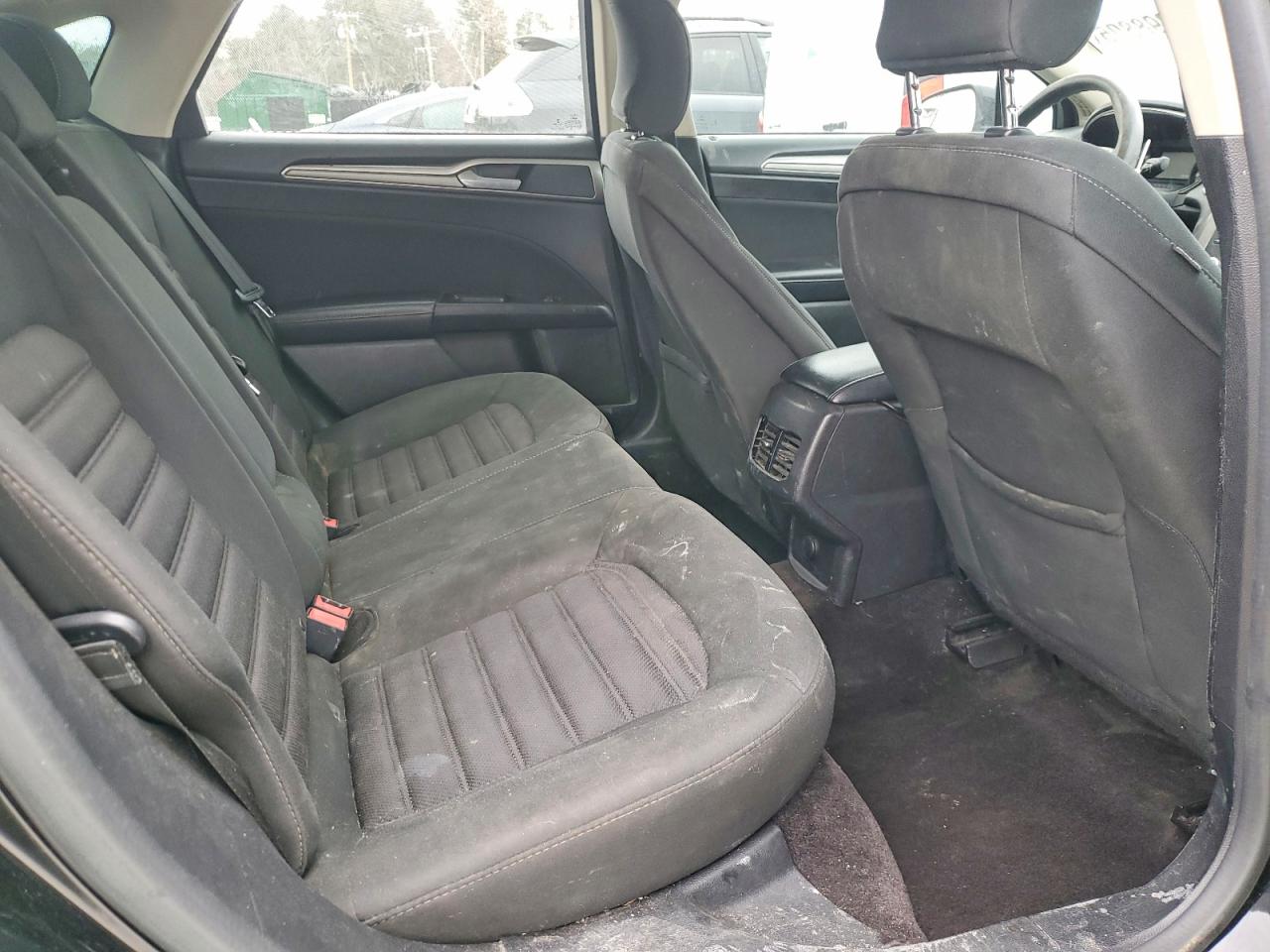 2017 FORD FUSION SE photo 28