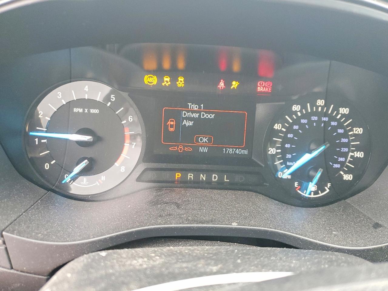 2017 FORD FUSION SE photo 25