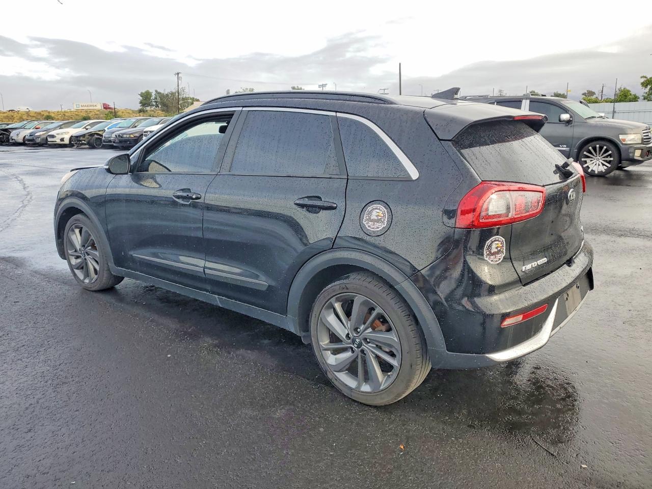 2017 KIA NIRO EX photo 2