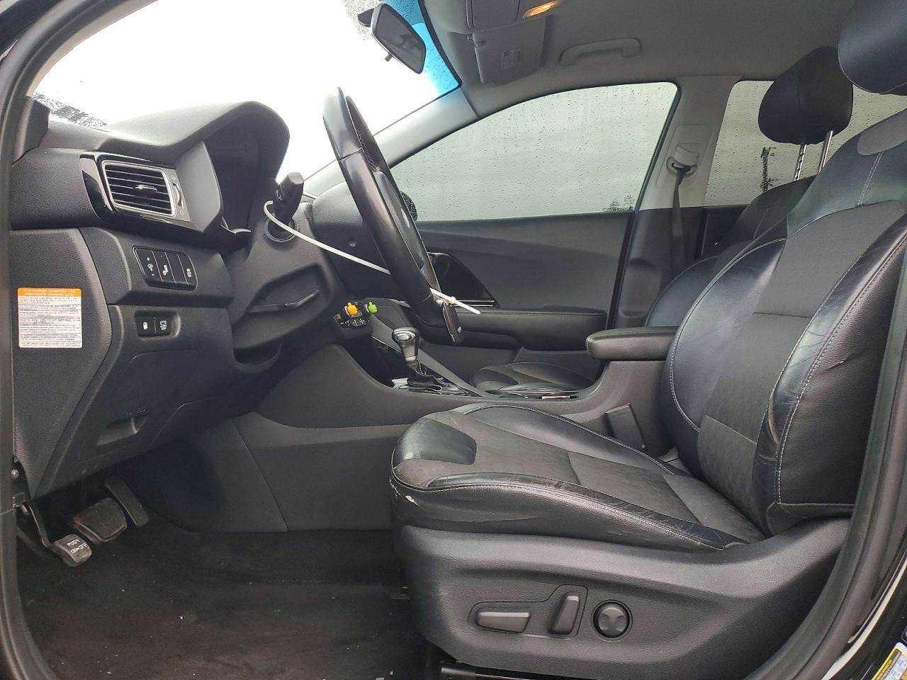 2017 KIA NIRO EX photo 7
