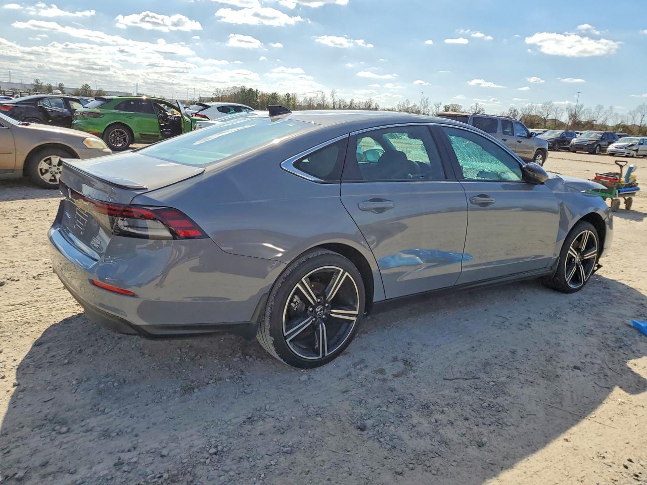 2025 HONDA ACCORD HYBRID SPORT photo 5