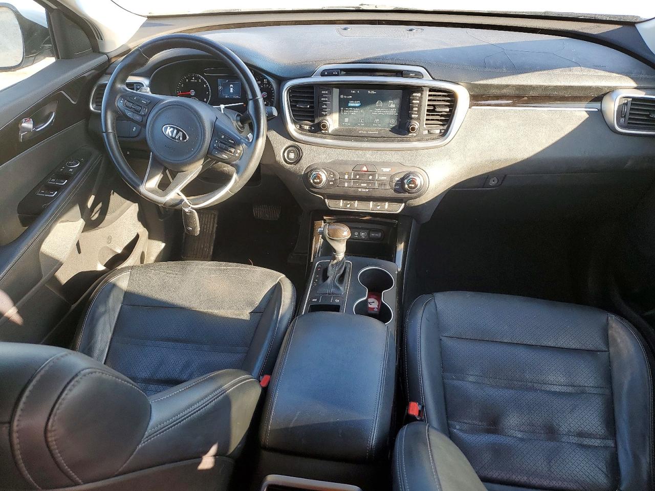 2017 KIA SORENTO EX photo 8