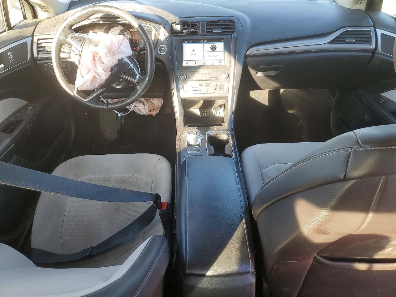2019 FORD FUSION SE photo 8