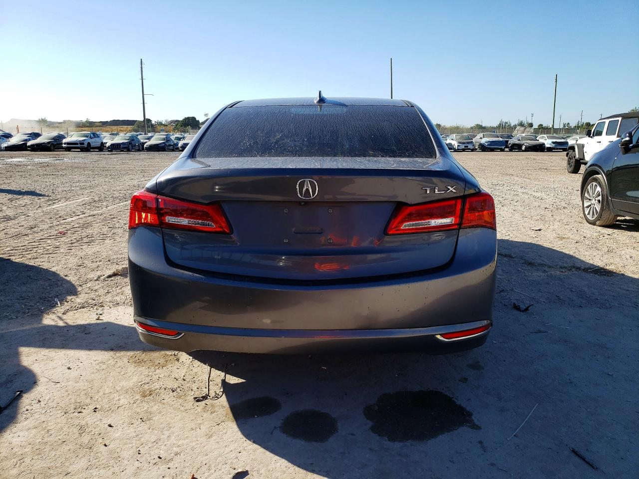 2018 ACURA TLX photo 11