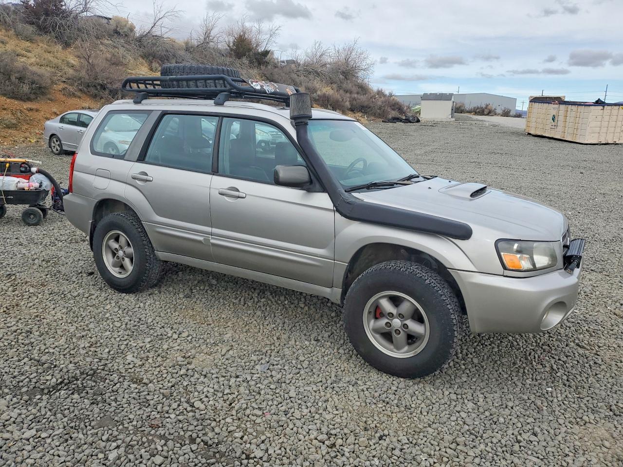 2005 SUBARU FORESTER photo 7