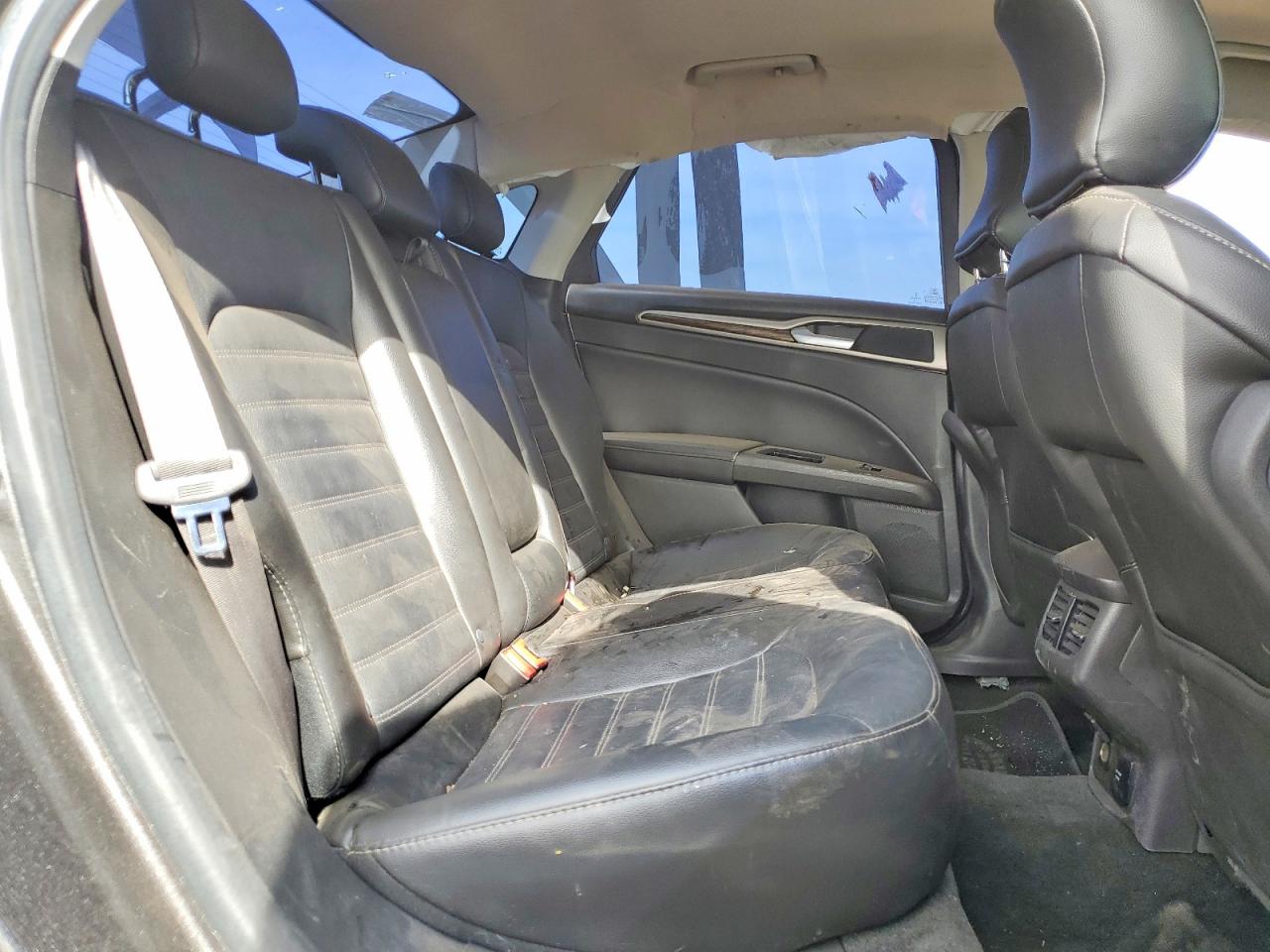 2016 FORD FUSION SE PHEV photo 10