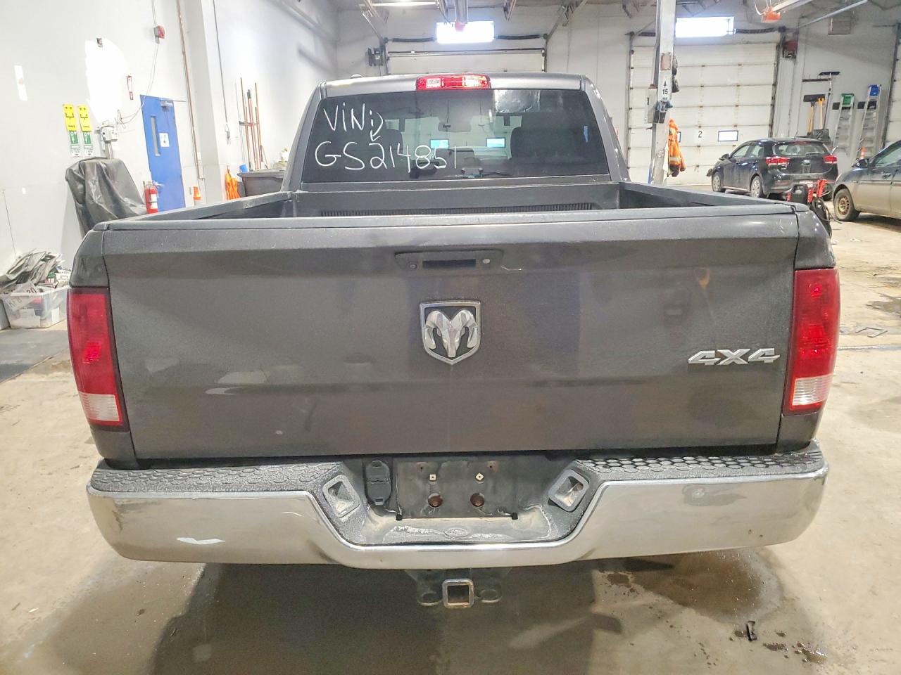 2016 RAM 1500 ST photo 11