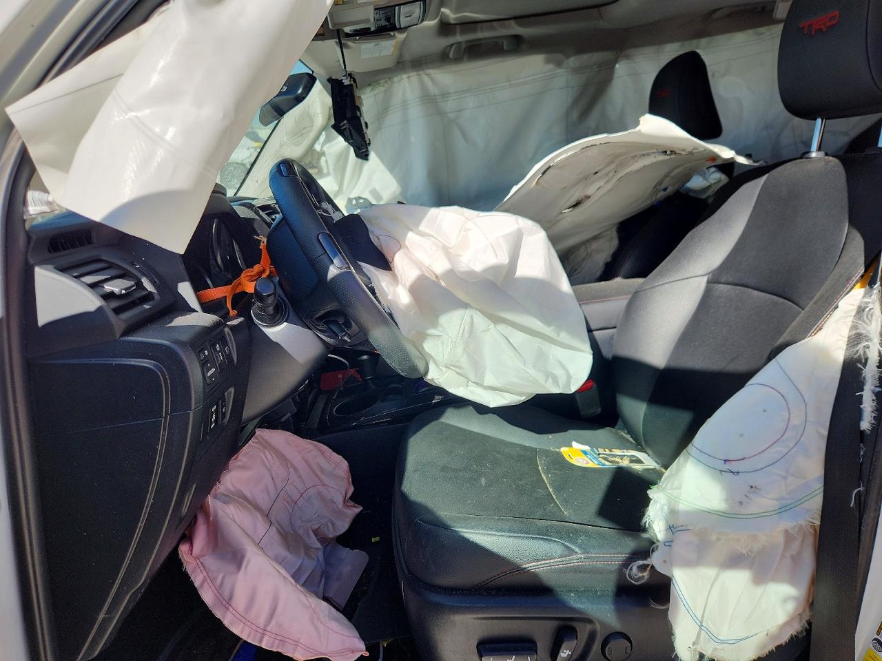 2022 TOYOTA 4RUNNER SR5 PREMIUM photo 25