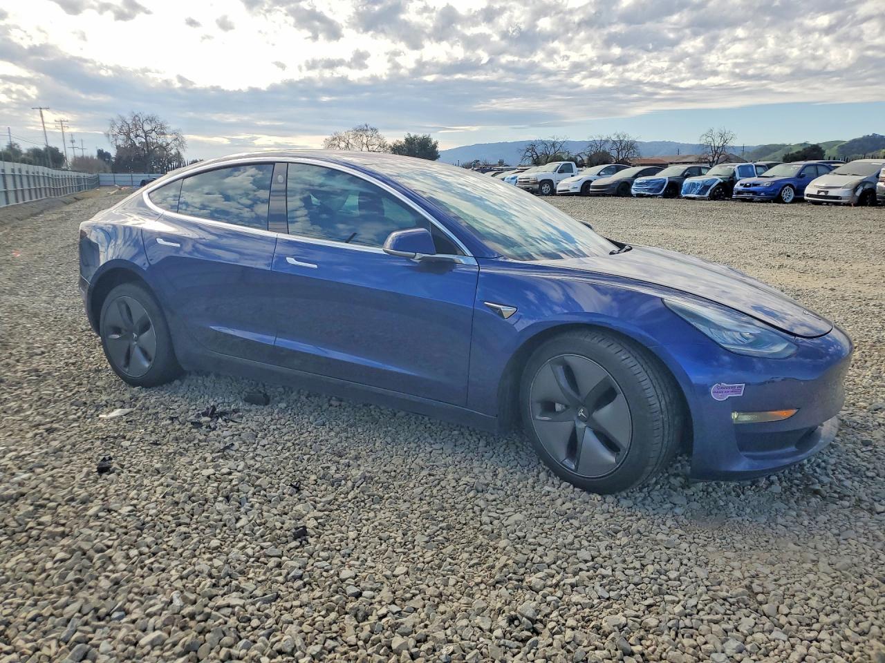 2018 TESLA MODEL 3 photo 7