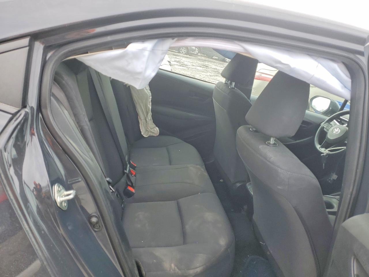 2023 TOYOTA COROLLA LE photo 10
