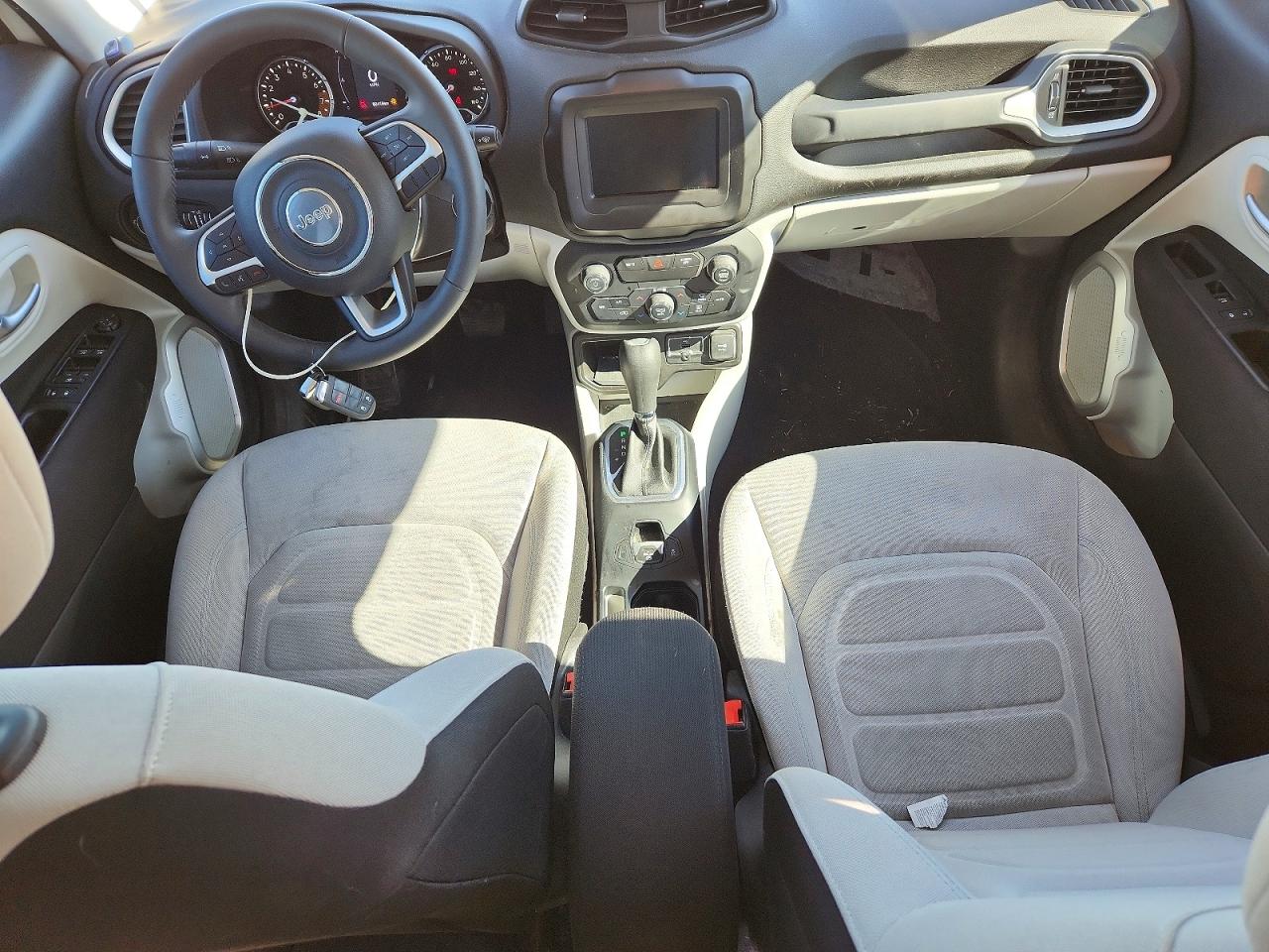 2019 JEEP RENEGADE LATITUDE photo 22